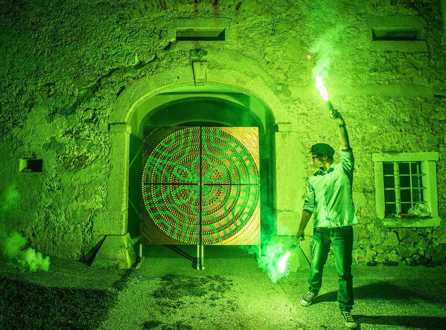 I Make Circles Out Of Cutlery And LED Lighting To Produce These 36 Spectacular Images I Make Circles Out Of Cutlery And LED Lighting To Produce These 36 Spectacular Images