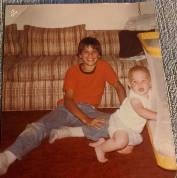 Our Mom Turned 70 And My Brother And I Decided To Recreate Our Hilarious Childhood Photos For Her Birthday