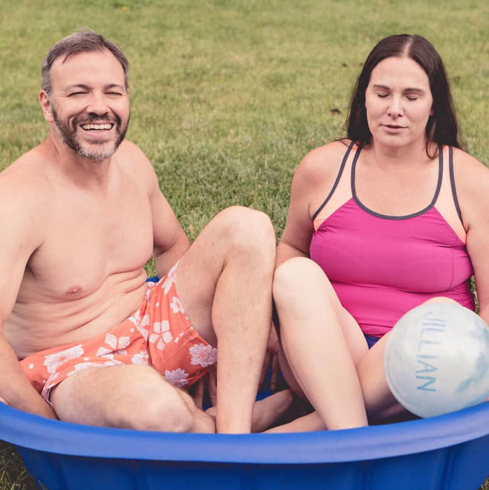 Our Mom Turned 70 And My Brother And I Decided To Recreate Our Hilarious Childhood Photos For Her Birthday