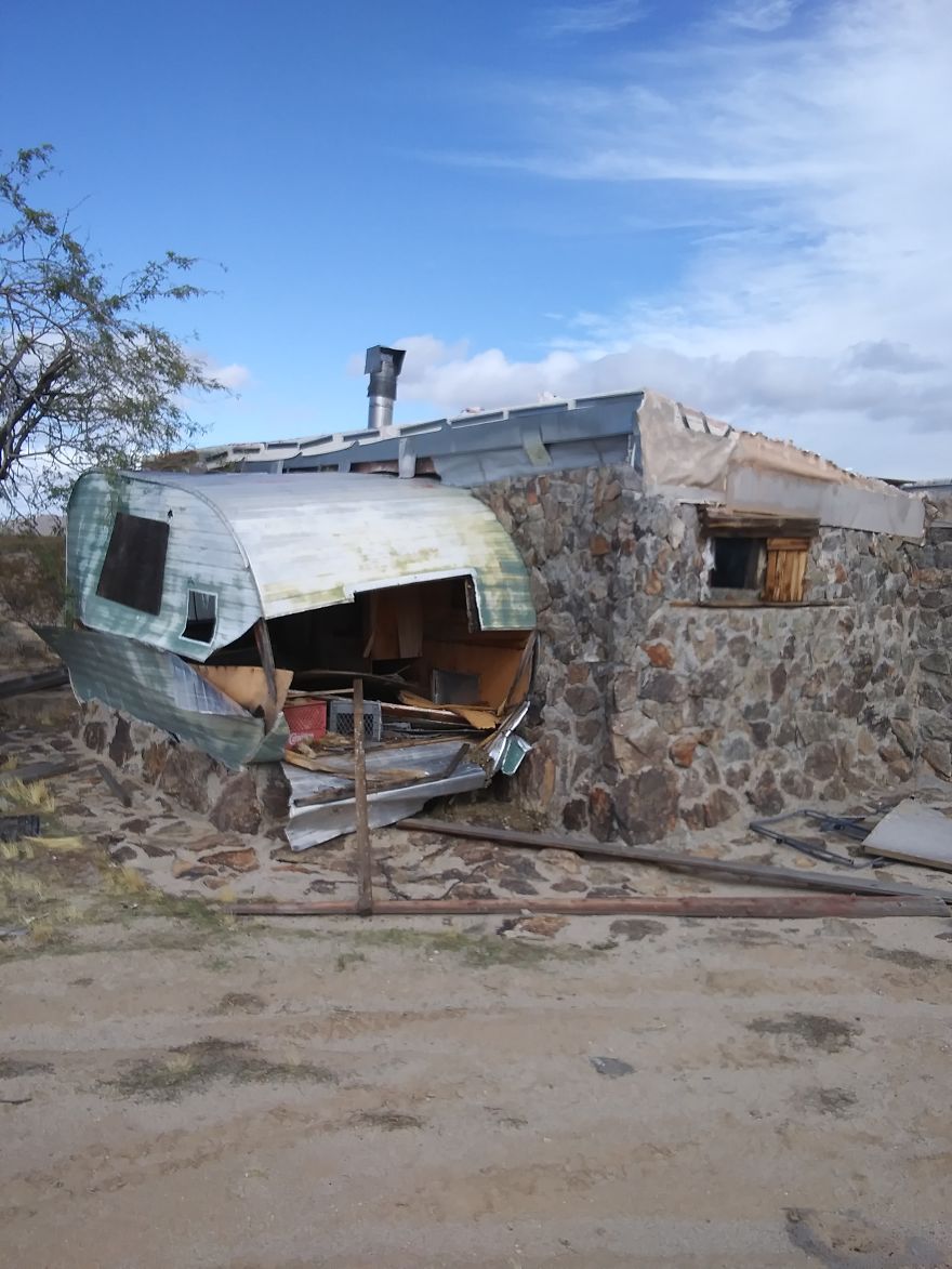 These Six Abandoned Houses Show The Harshness Of Desert Life