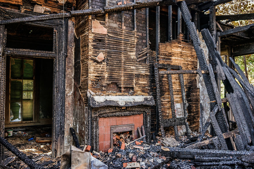 Our 13 Photos Of An Abandoned Georgian House That Was Renovated And Then Burnt By Lightning