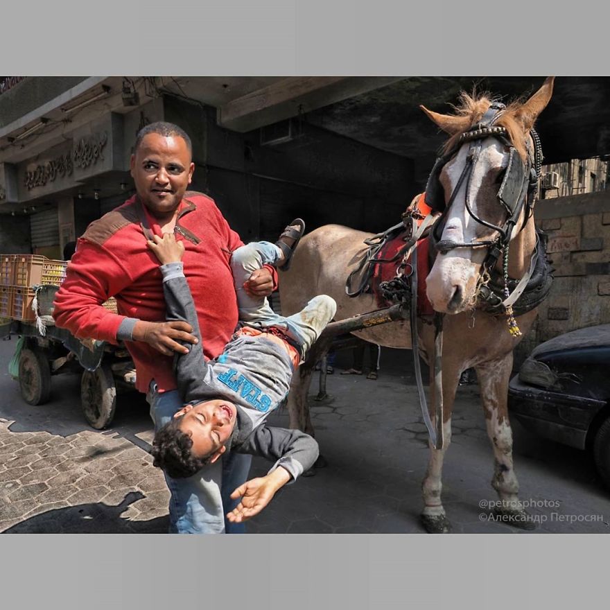 This Photographer Captures Everyday Life In Russia In Sincere Photographs (New Pics)