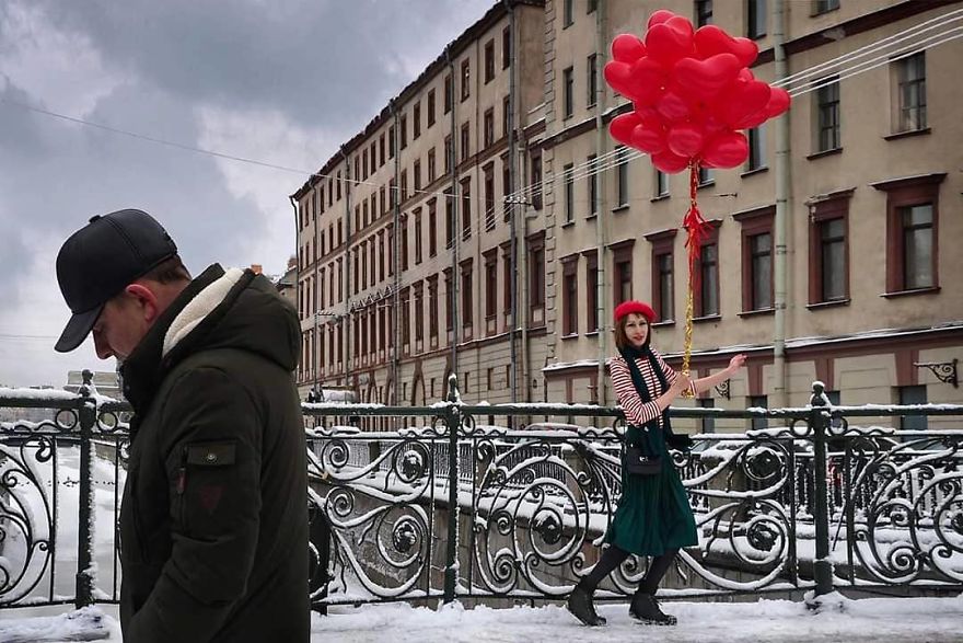 This Photographer Captures Everyday Life In Russia In Sincere Photographs (New Pics)