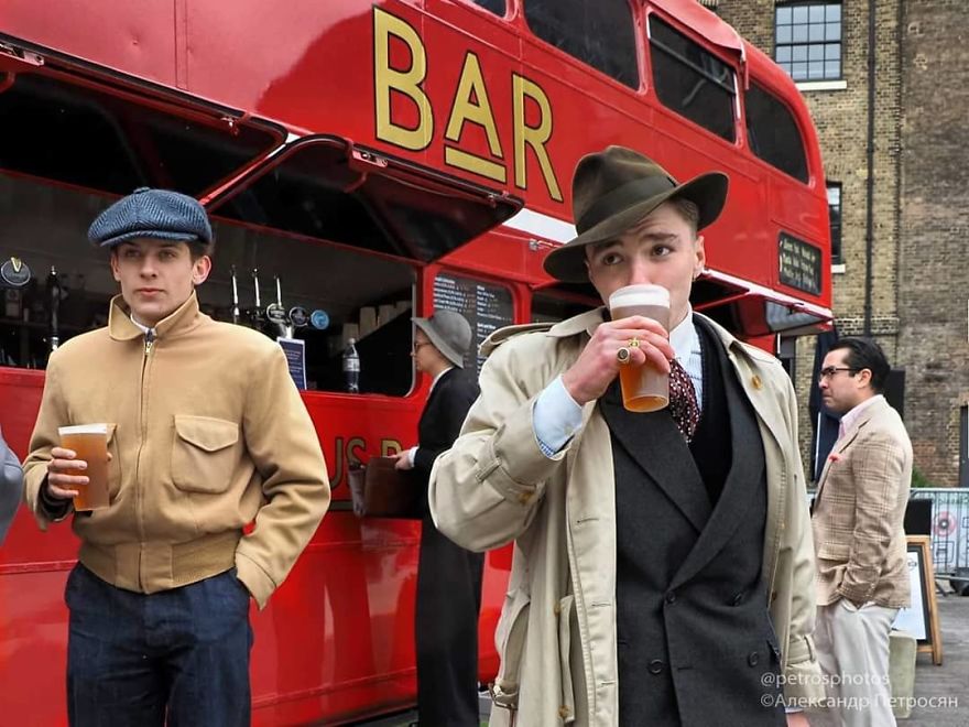 This Photographer Captures Everyday Life In Russia In Sincere Photographs (New Pics)