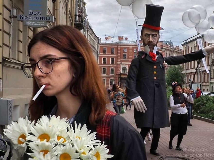 This Photographer Captures Everyday Life In Russia In Sincere Photographs (New Pics)