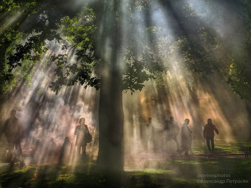 This Photographer Captures Everyday Life In Russia In Sincere Photographs (New Pics)