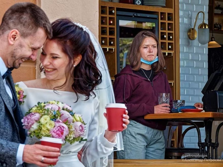 This Photographer Captures Everyday Life In Russia In Sincere Photographs (New Pics)