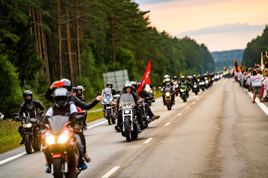 Belarus Is Facing The Biggest Protests In History And 50,000 Lithuanians Joined Hands In The ‘Freedom Way’ In Solidarity Belarus Is Facing The Biggest Protests In History And 50,000 Lithuanians Joined Hands In The ‘Freedom Way’ In Solidarity