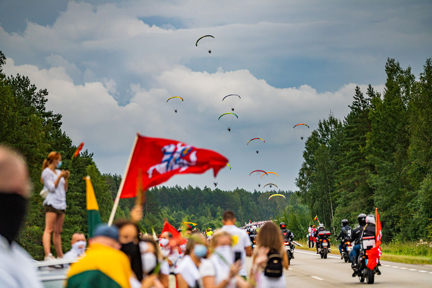 Belarus Is Facing The Biggest Protests In History And 50,000 Lithuanians Joined Hands In The &lsquo;Freedom Way&rsquo; In Solidarity