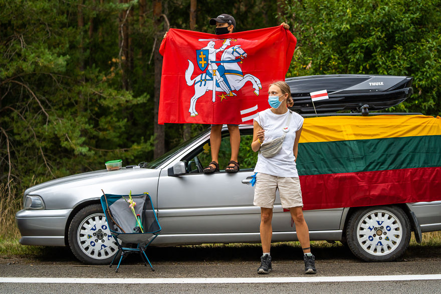 Belarus Is Facing The Biggest Protests In History And 50,000 Lithuanians Joined Hands In The &lsquo;Freedom Way&rsquo; In Solidarity