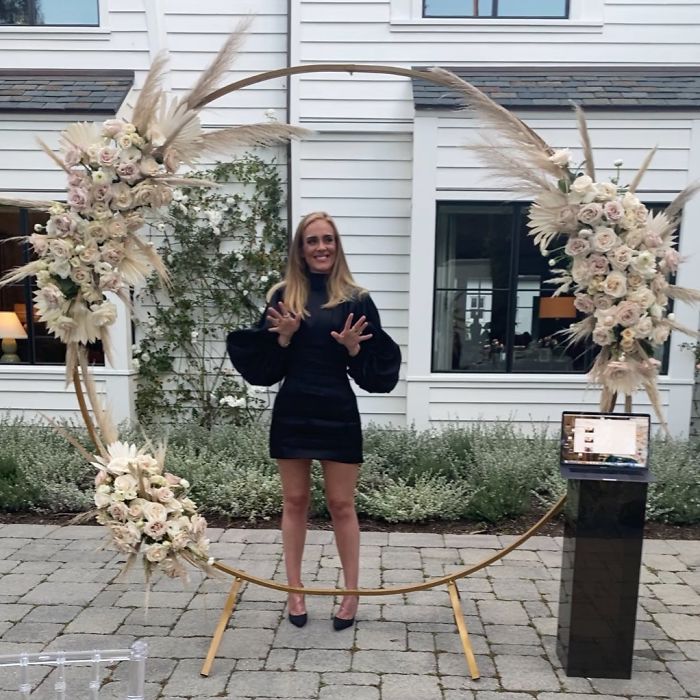 Adele Lost 98 Pounds And When People Say She's Unrecognizable, They Aren't Lying Adele Lost 98 Pounds And When People Say She's Unrecognizable, They Aren't Lying