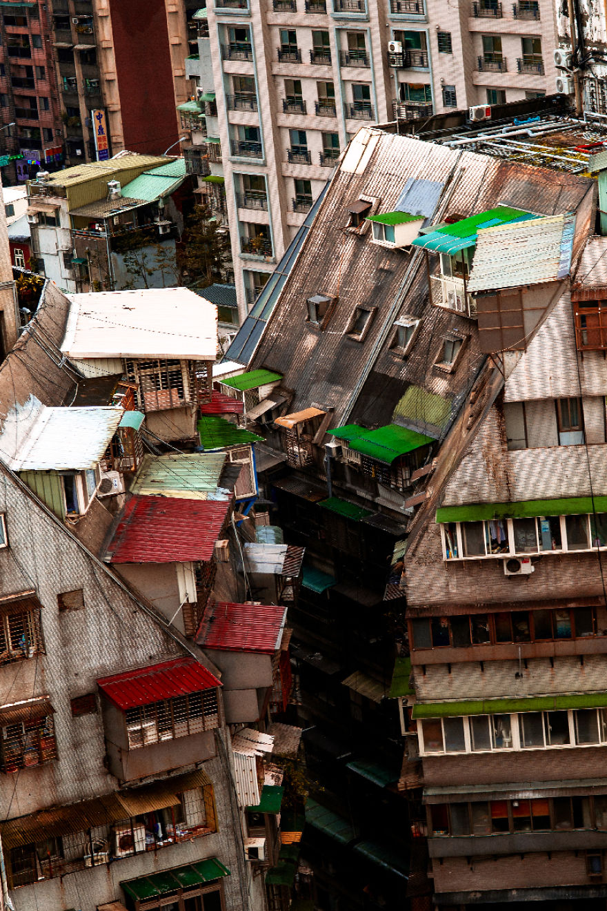 I Explored Taipei's Urban Hells