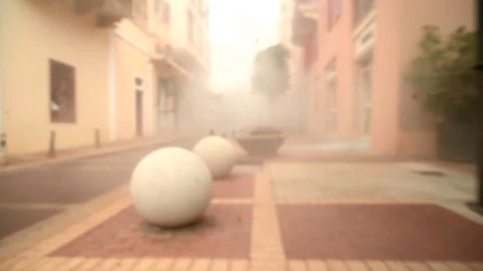 Photographer Captures The Exact Moment Of The Beirut Explosion In This Wedding Photoshoot Photographer Captures The Exact Moment Of The Beirut Explosion In This Wedding Photoshoot