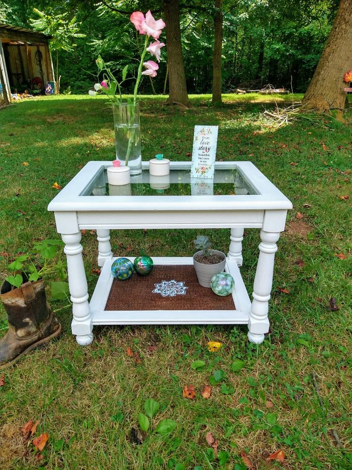 I Flip Furniture! This Table Was Found At A Thrift Store For $1.00, This Is The "After"