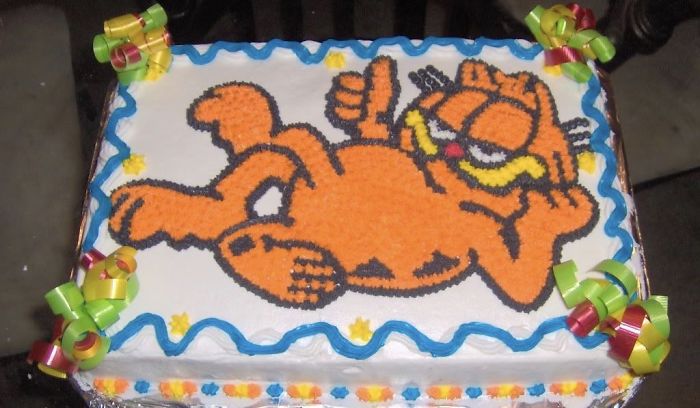 Cakes-With-Threatening-Auras