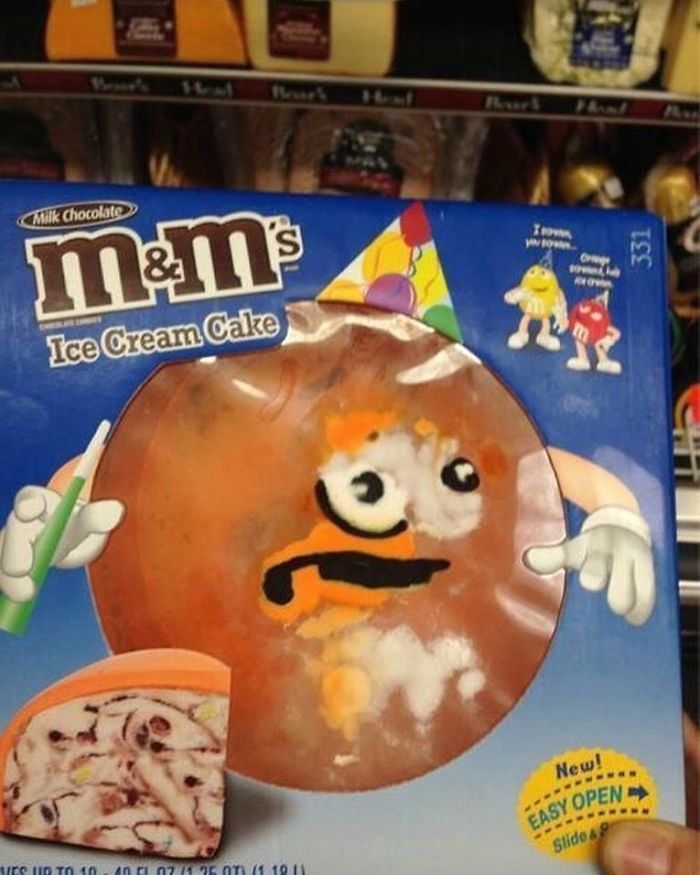 Cakes-With-Threatening-Auras