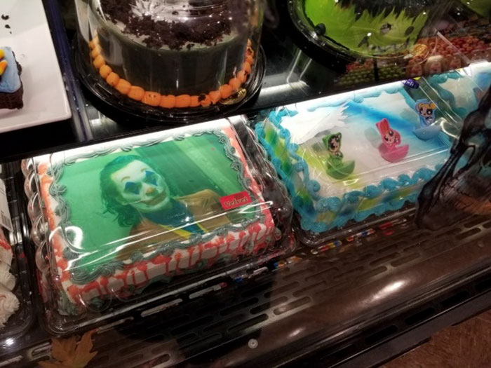 Cakes-With-Threatening-Auras