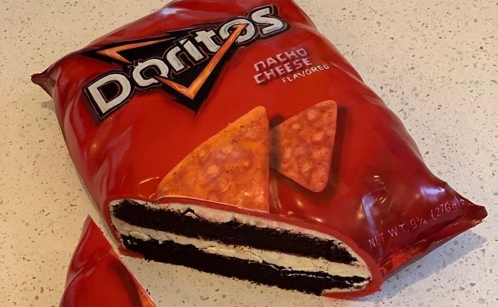 Cakes-With-Threatening-Auras