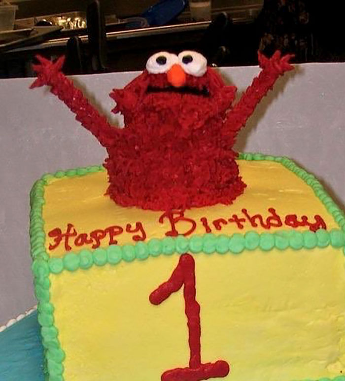 Cakes-With-Threatening-Auras