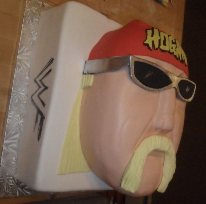 Cakes-With-Threatening-Auras