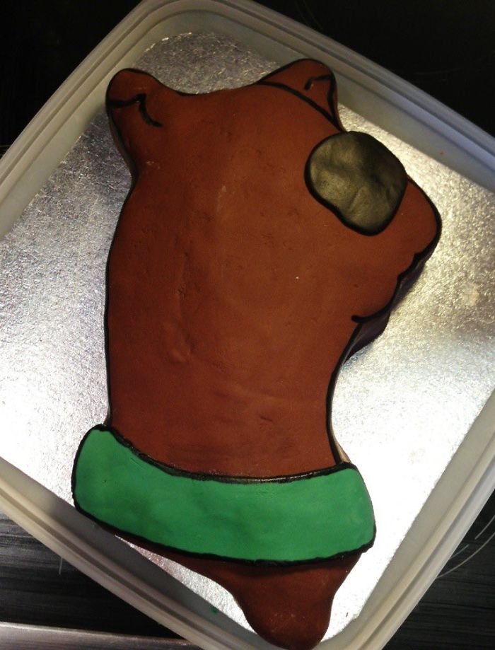 Cakes-With-Threatening-Auras