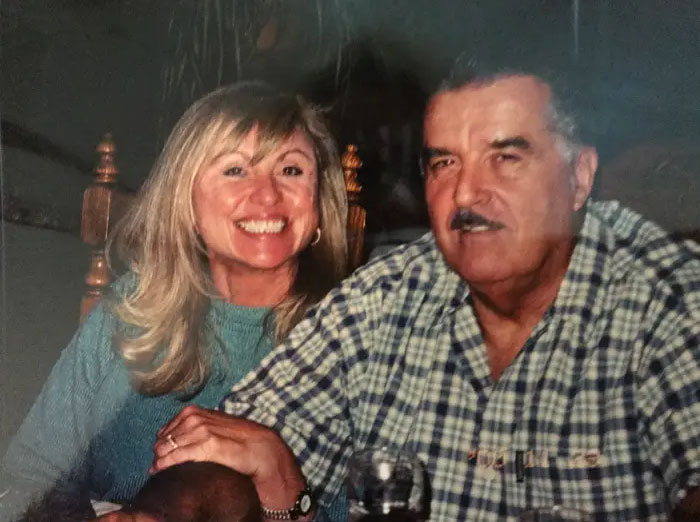 “May Karma Find You All”: Woman’s Brutally Honest Obituary For Her Husband Who Died From Coronavirus Is Going Viral “May Karma Find You All”: Woman’s Brutally Honest Obituary For Her Husband Who Died From Coronavirus Is Going Viral