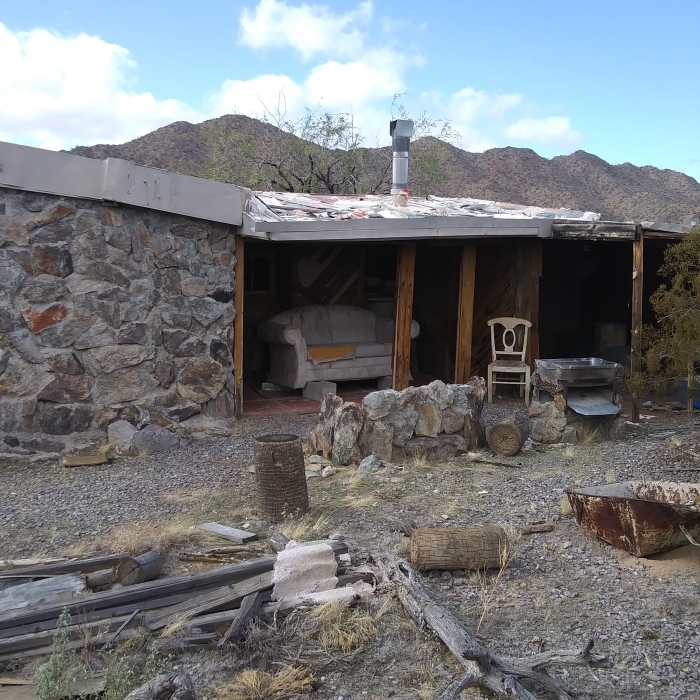 These Six Abandoned Houses Show The Harshness Of Desert Life
