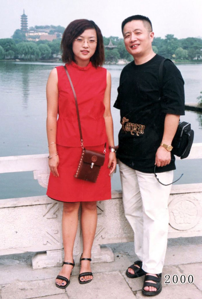 This Dad And Daughter Have Been Taking Yearly Pics At The Same Spot For 40 Years, And The Pics Show How Time Flies