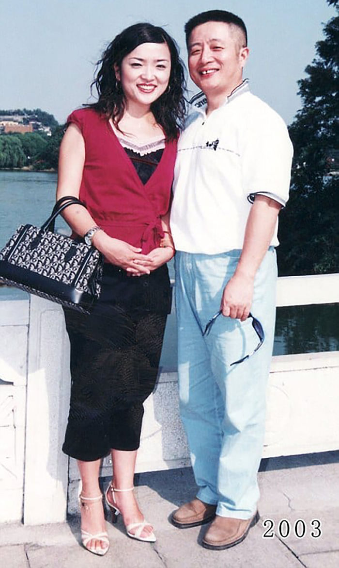 This Dad And Daughter Have Been Taking Yearly Pics At The Same Spot For 40 Years, And The Pics Show How Time Flies This Dad And Daughter Have Been Taking Yearly Pics At The Same Spot For 40 Years, And The Pics Show How Time Flies