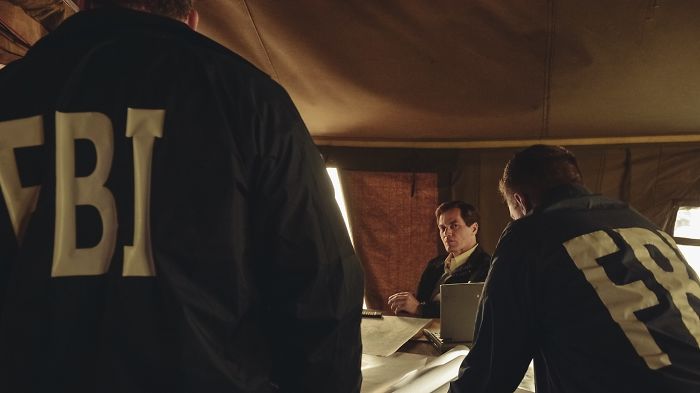 FBI Hostage Negotiator With 30 Years Of Experience Shares The Best Tactic To Get People To Wear Masks