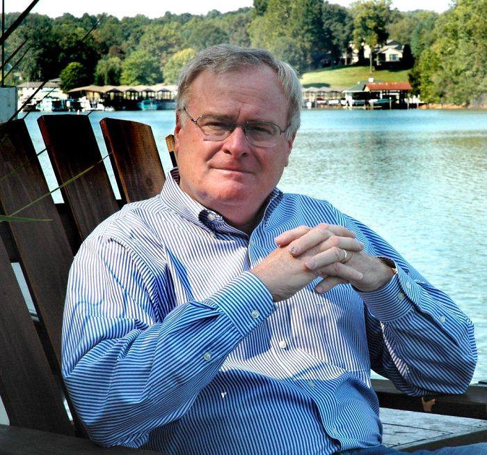 FBI Hostage Negotiator With 30 Years Of Experience Shares The Best Tactic To Get People To Wear Masks