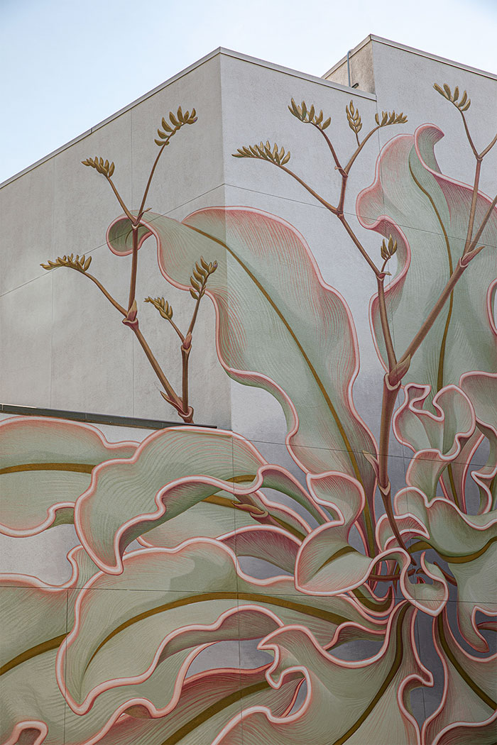 Artist Paints A Mesmerizing Flower Mural That Spreads Over 6 Surfaces