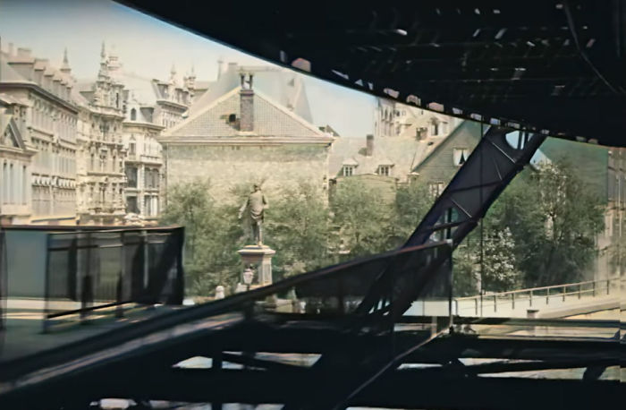 See How Germany Looked In 1902 Thanks To This Rare Footage Taken During A Ride On "The Flying Train"