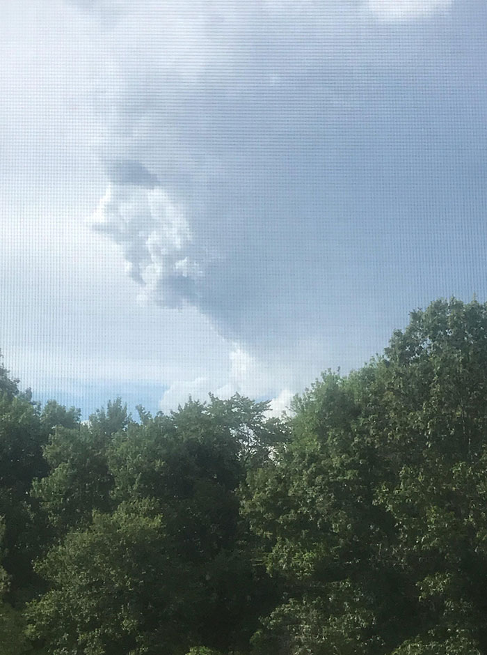 Incredible Face My Father Shot In The Clouds