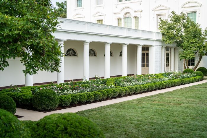Master Gardener Defends Melania’s White House Garden Restoration, And They Might Change Your Opinion Master Gardener Defends Melania’s White House Garden Restoration, And They Might Change Your Opinion