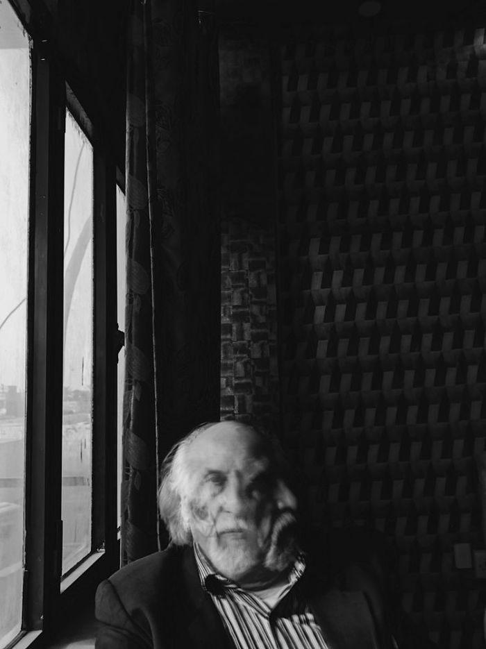 Poty: Third Place, 'Sheikh Of Youth', Baghdad, Iraq By Saif Hussain