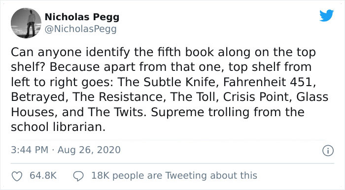 People Notice A Very Specific Book Arrangement Behind Boris Johnson During His Speech, Think The Librarian Did It