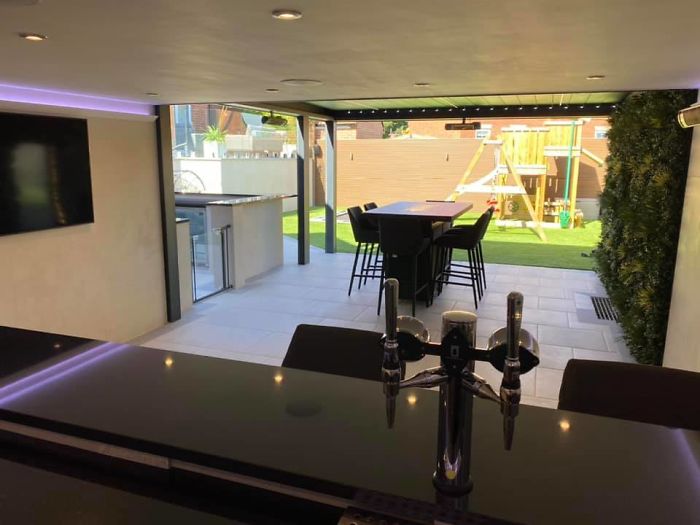 Landscapers Turn This Backyard Into An Amazing Lounge Area Landscapers Turn This Backyard Into An Amazing Lounge Area