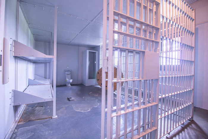 This Missouri Home With A Functional Jail Is The Latest Real Estate Listing To Go Viral This Missouri Home With A Functional Jail Is The Latest Real Estate Listing To Go Viral