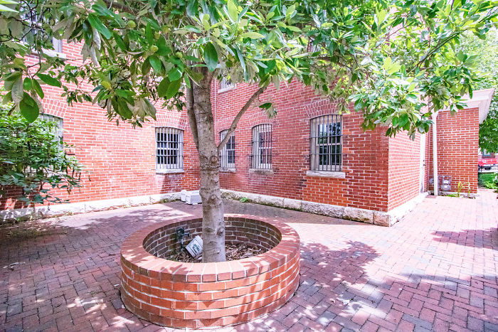 This Missouri Home With A Functional Jail Is The Latest Real Estate Listing To Go Viral This Missouri Home With A Functional Jail Is The Latest Real Estate Listing To Go Viral