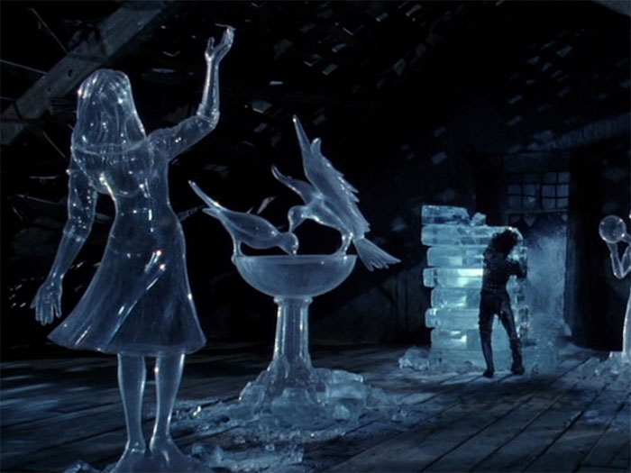 Edward Scissorhands (1990)