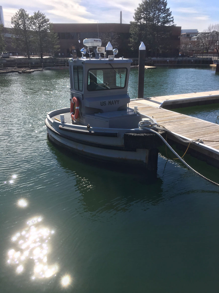 This Tiny Tugboat Is The Smallest Ship In The US Navy This Tiny Tugboat Is The Smallest Ship In The US Navy