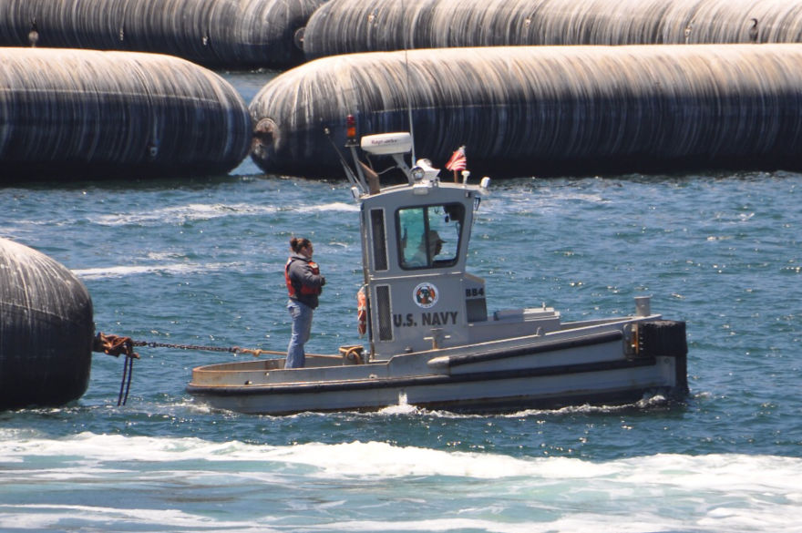 This Tiny Tugboat Is The Smallest Ship In The US Navy