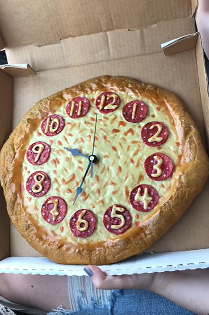 Did Someone Order Delivery? I Was So Confused When I Saw A Dirty Pizza Box On The Goodwill Shelf. To My Surprise It Contained One Of My New Prized Possessions!