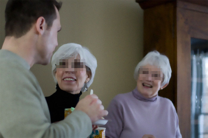 Immigrants Who Moved To The US Say These 30 Social Habits Are Super Hard To Get Used To