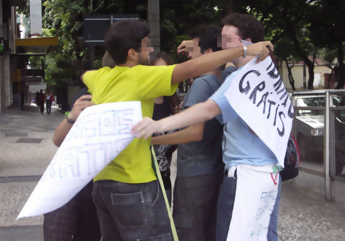 Immigrants Who Moved To The US Say These 30 Social Habits Are Super Hard To Get Used To