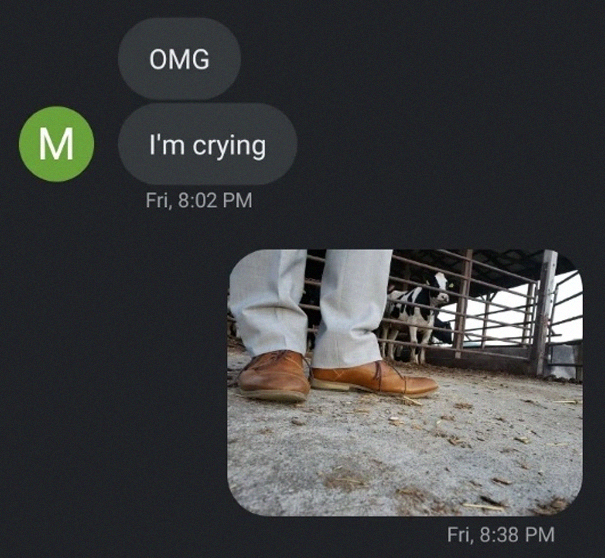 Guy Lends His Friend These Wedding-Appropriate Shoes, Hilarity Ensues Guy Lends His Friend These Wedding-Appropriate Shoes, Hilarity Ensues