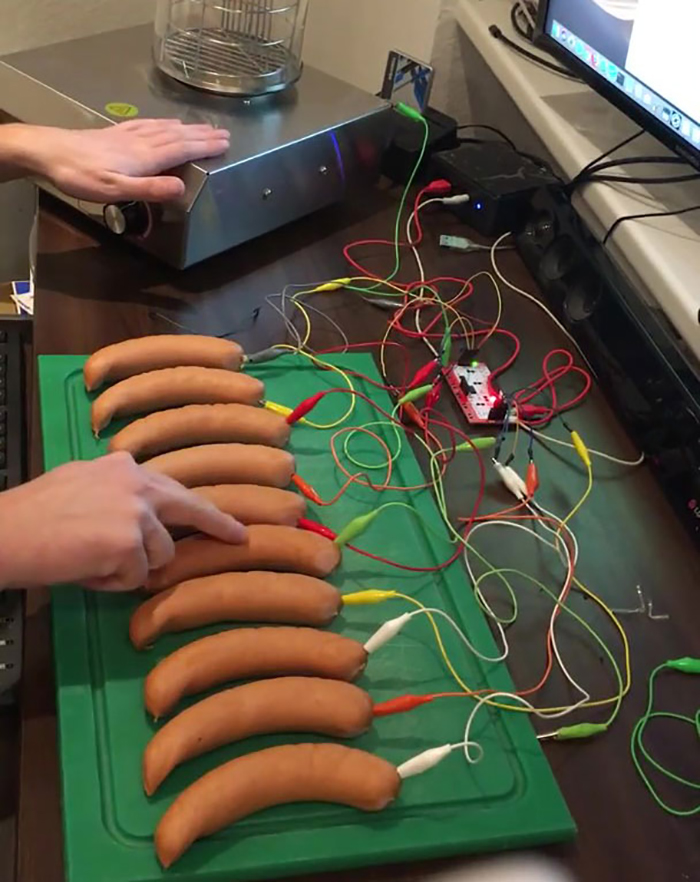 German Hacker Transforms Sausages Into A Working Piano German Hacker Transforms Sausages Into A Working Piano