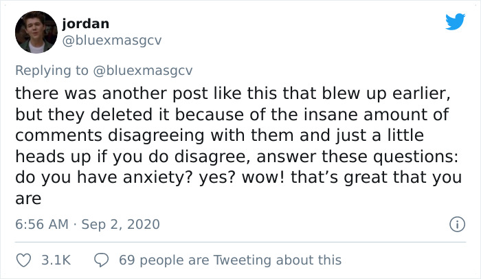 Twitter User Says Teachers Shouldn’t Force Anxious Students To Present In Front Of The Class, Sparks A Heated Discussion Twitter User Says Teachers Shouldn’t Force Anxious Students To Present In Front Of The Class, Sparks A Heated Discussion