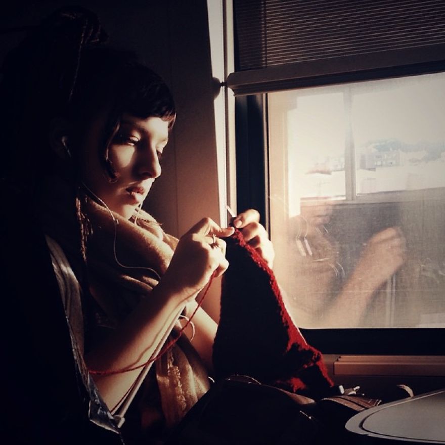 Woman Uses Her iPhone To Photograph Other Passengers On Their Way To Work And The Result Is Pure Art